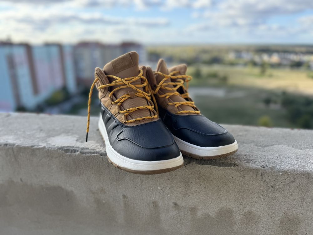 Зимні кросівки адідас, боти,adidas.