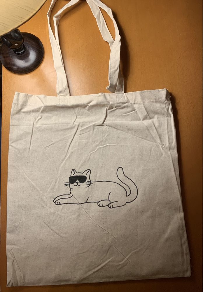 Tote Bags pintadas à mão (novas)