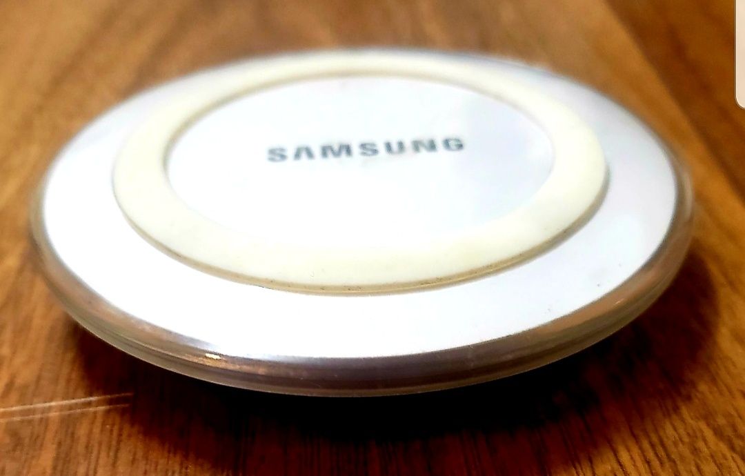Oryginalna Ładowarka Indukcyjna Samsung ze standardem Qi do urządzeń w