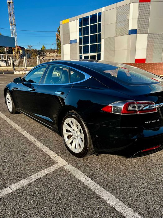 Tesla model S 100d