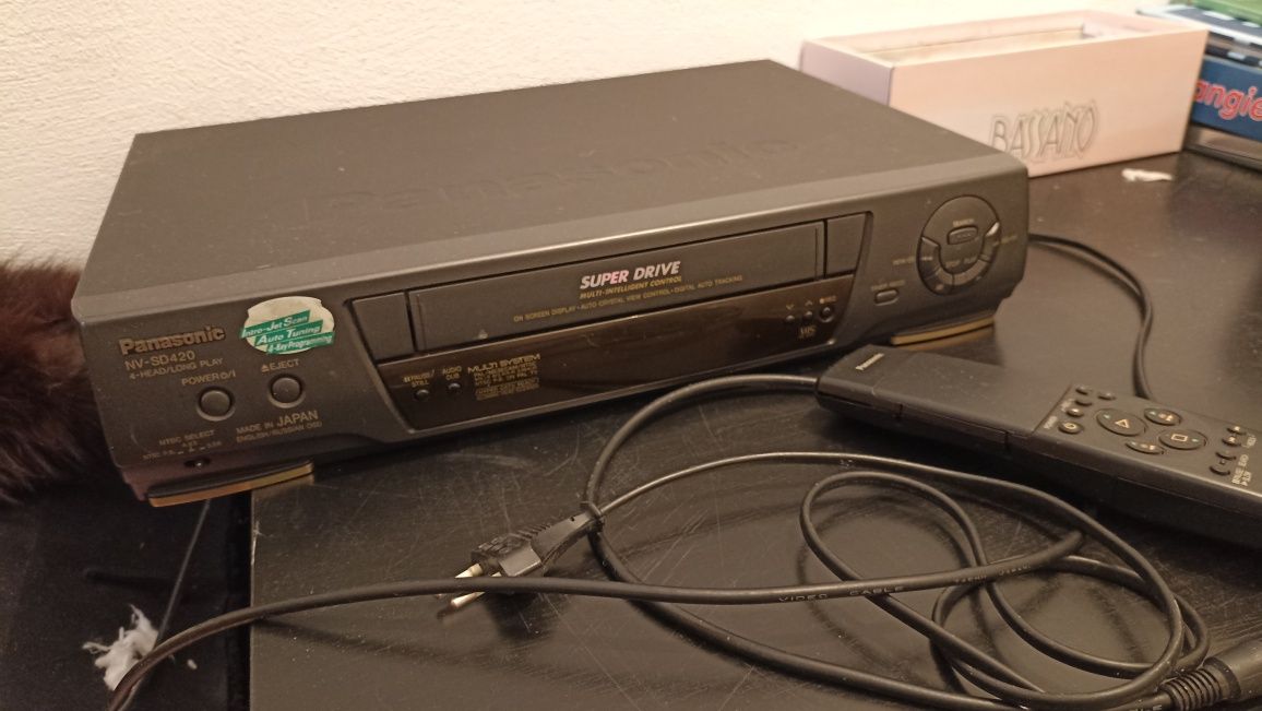 Odtwarzacz Panasonic VHS i bajki