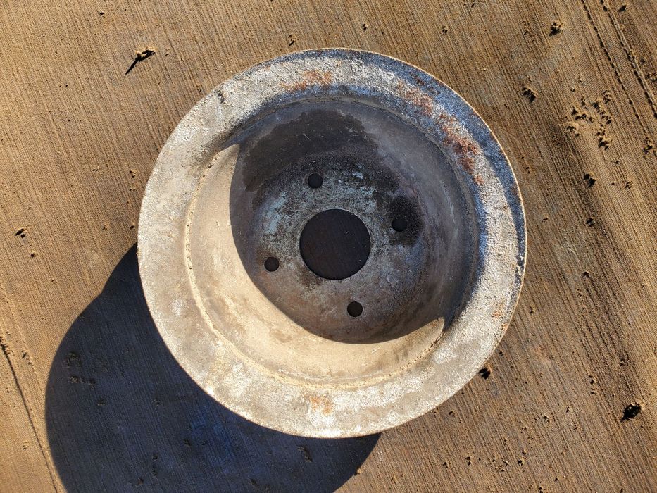 Продам Шкив Помпы автомобиля Москвич Новый СССР