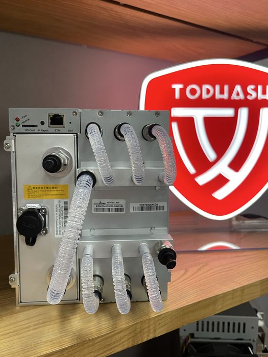 Асік-майнер Bitmain Antminer S21+ Hydro 358Th 380V asic гідро