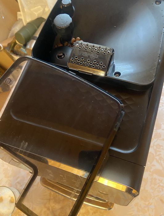 Кавоварка кофемашина кавомашина Philips EP2230 2200 LatteGo з дому