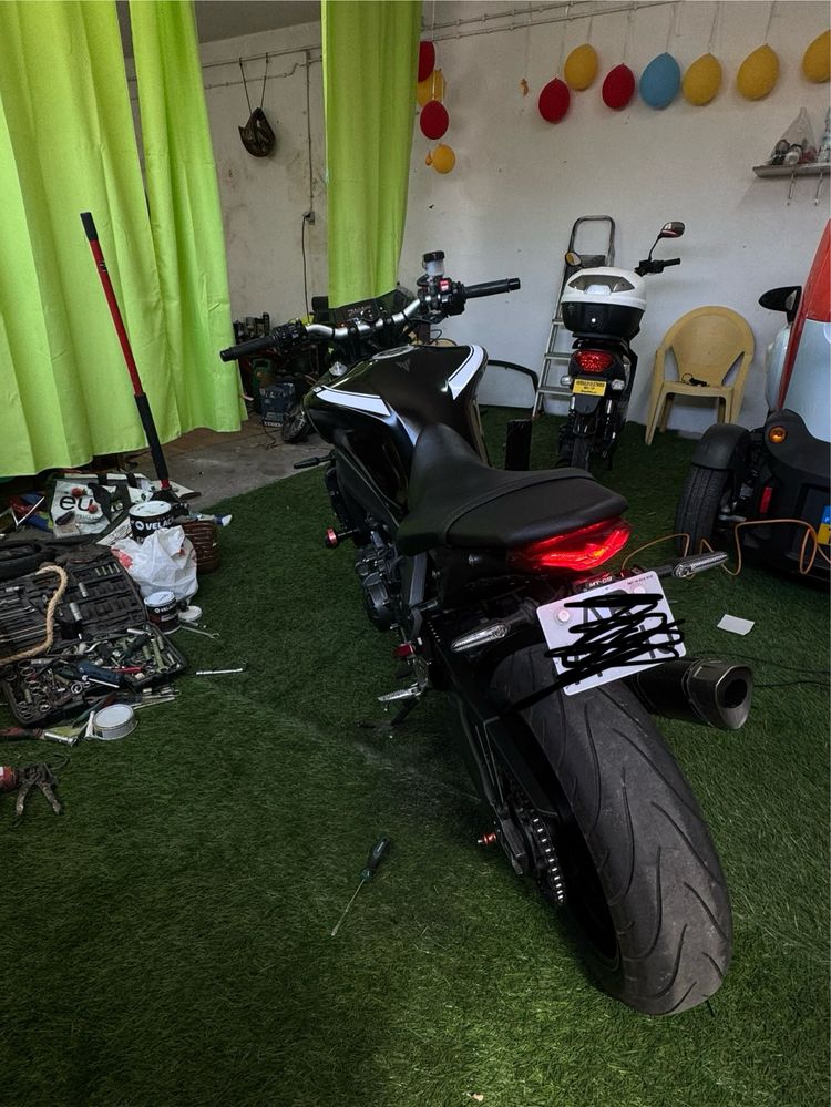 Yamaha mt-09 2022 projeto em carbono