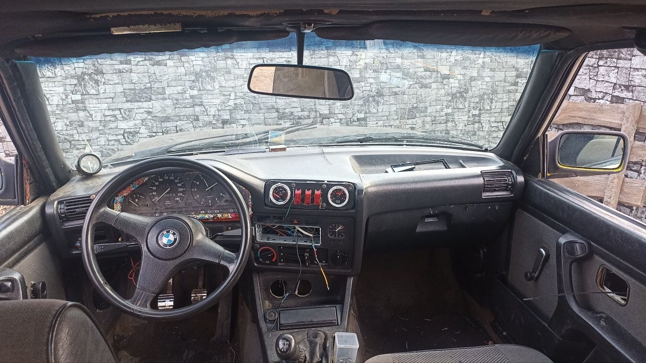 Продам/Обменяю БМВ Е30