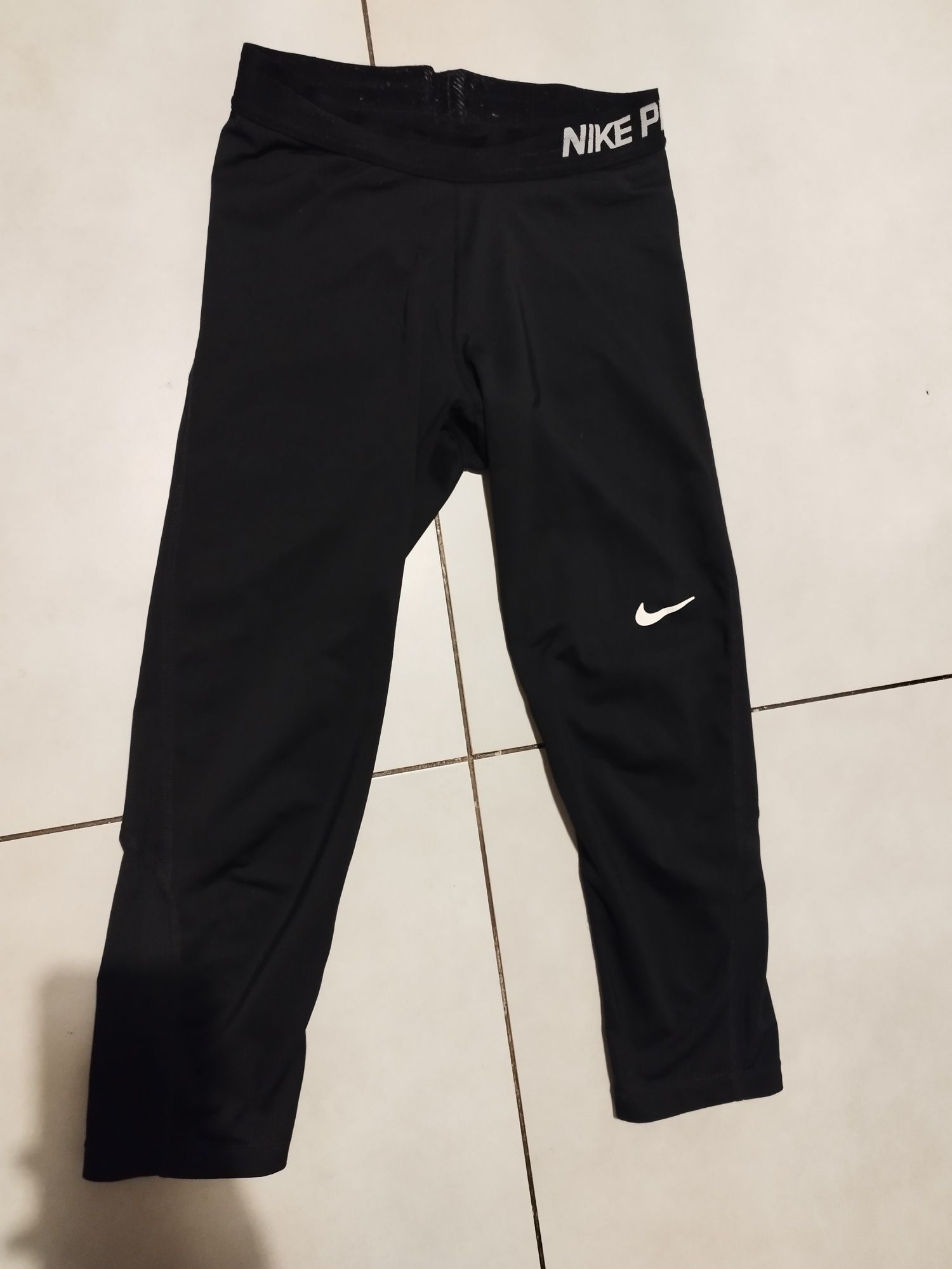 Leginsy rybaczki 3/4 Nike Pro rozmiar S