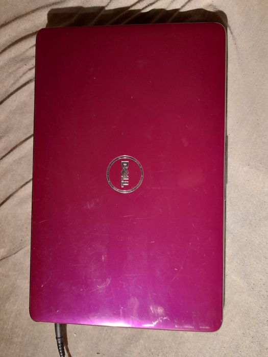 Notebook Dell em bom estado.
