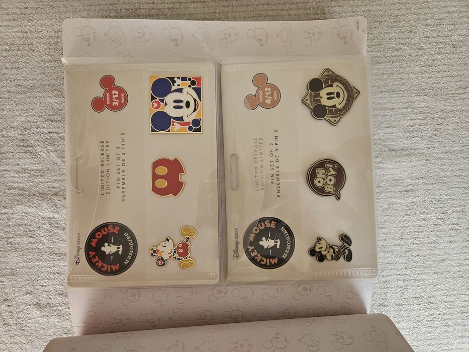 Livro de pins Disney