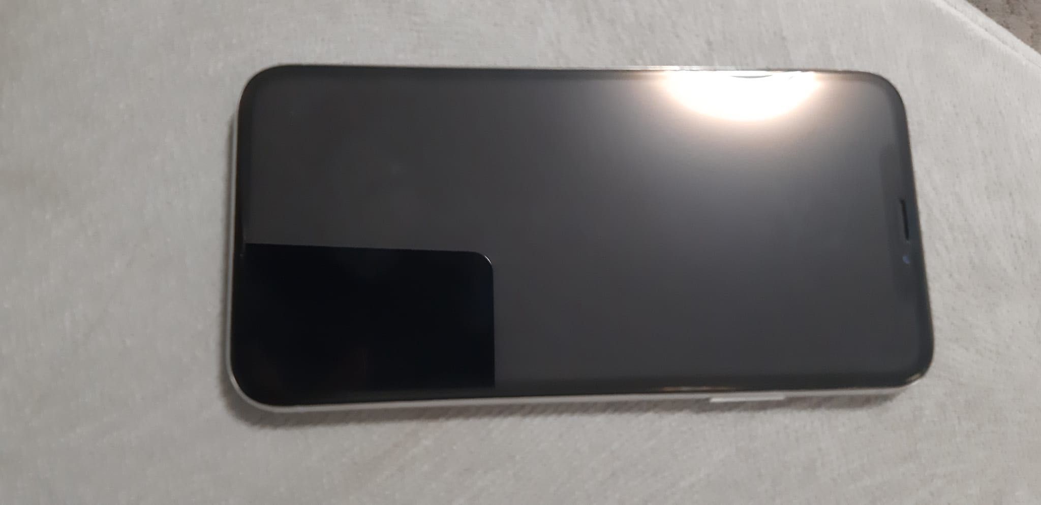 IPhone X silver 64gb