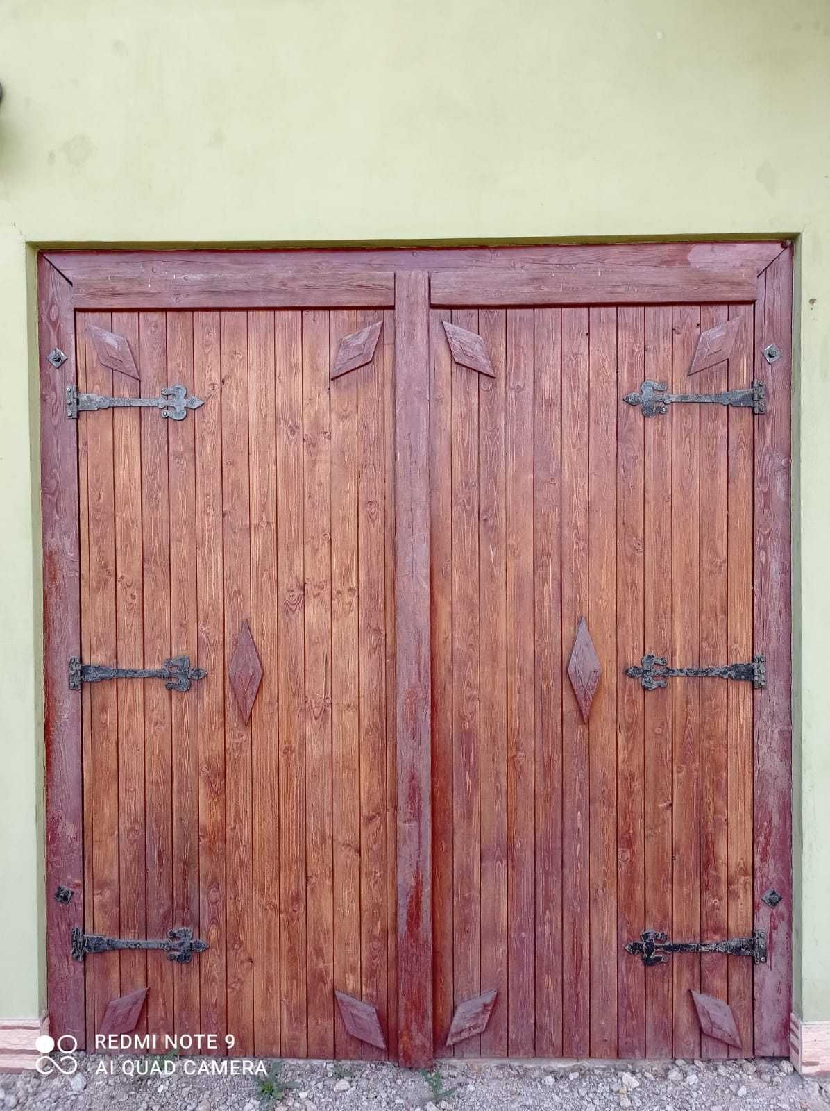 drzwi garazowe drewniade otwierane  270-245
