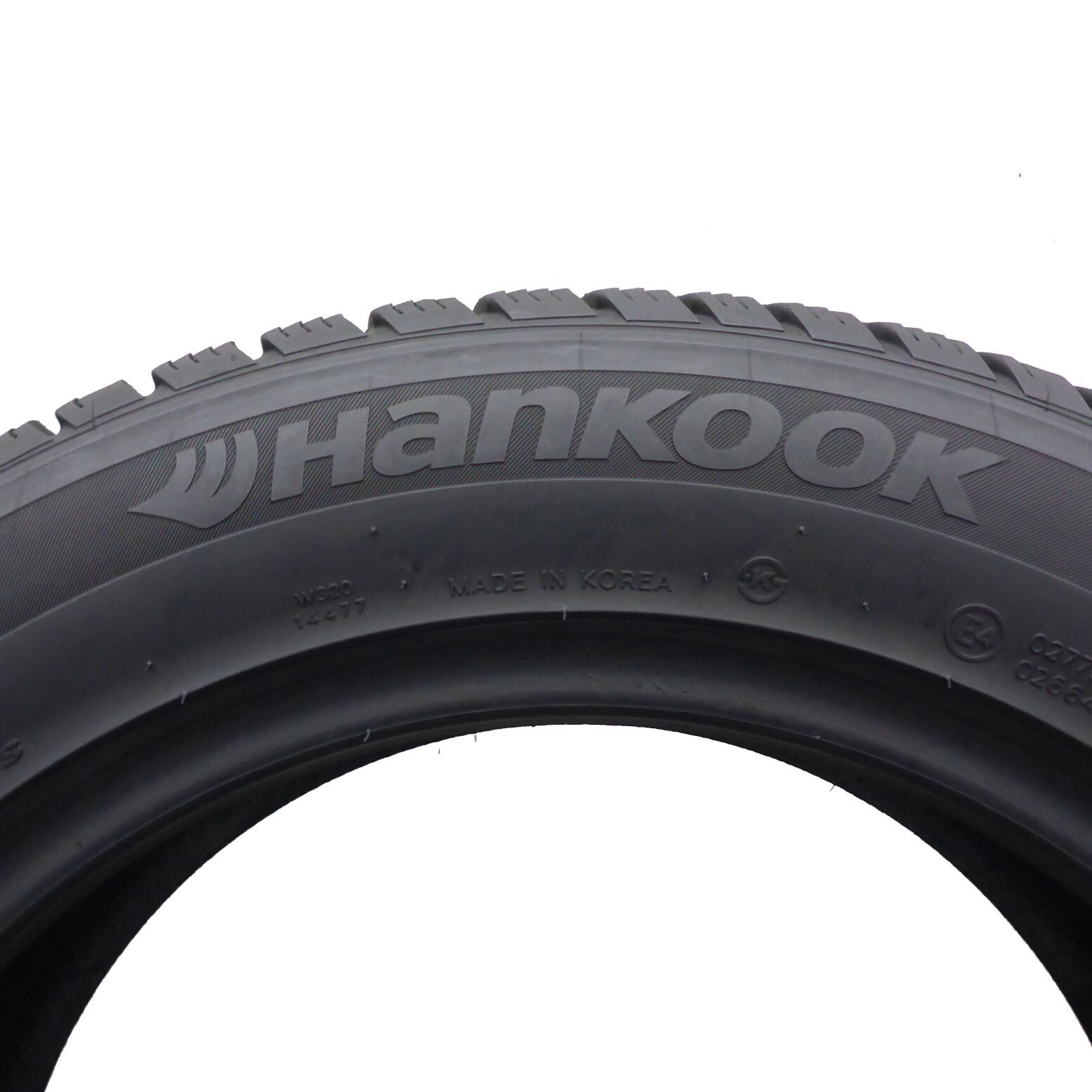 Opony 215/55/16 Hankook 215/55R16 93H Cept W320 Zimowe 2020 6-6,2mm