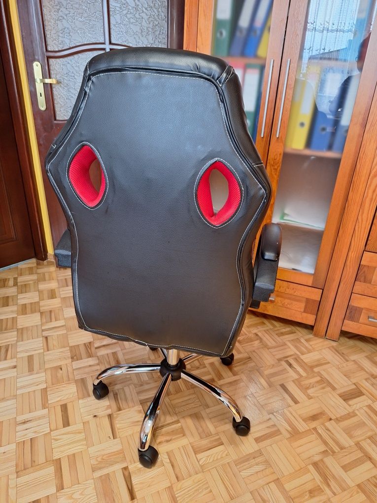 Fotel obrotowy gamingowy biurowy czerwony eko skóra do biura