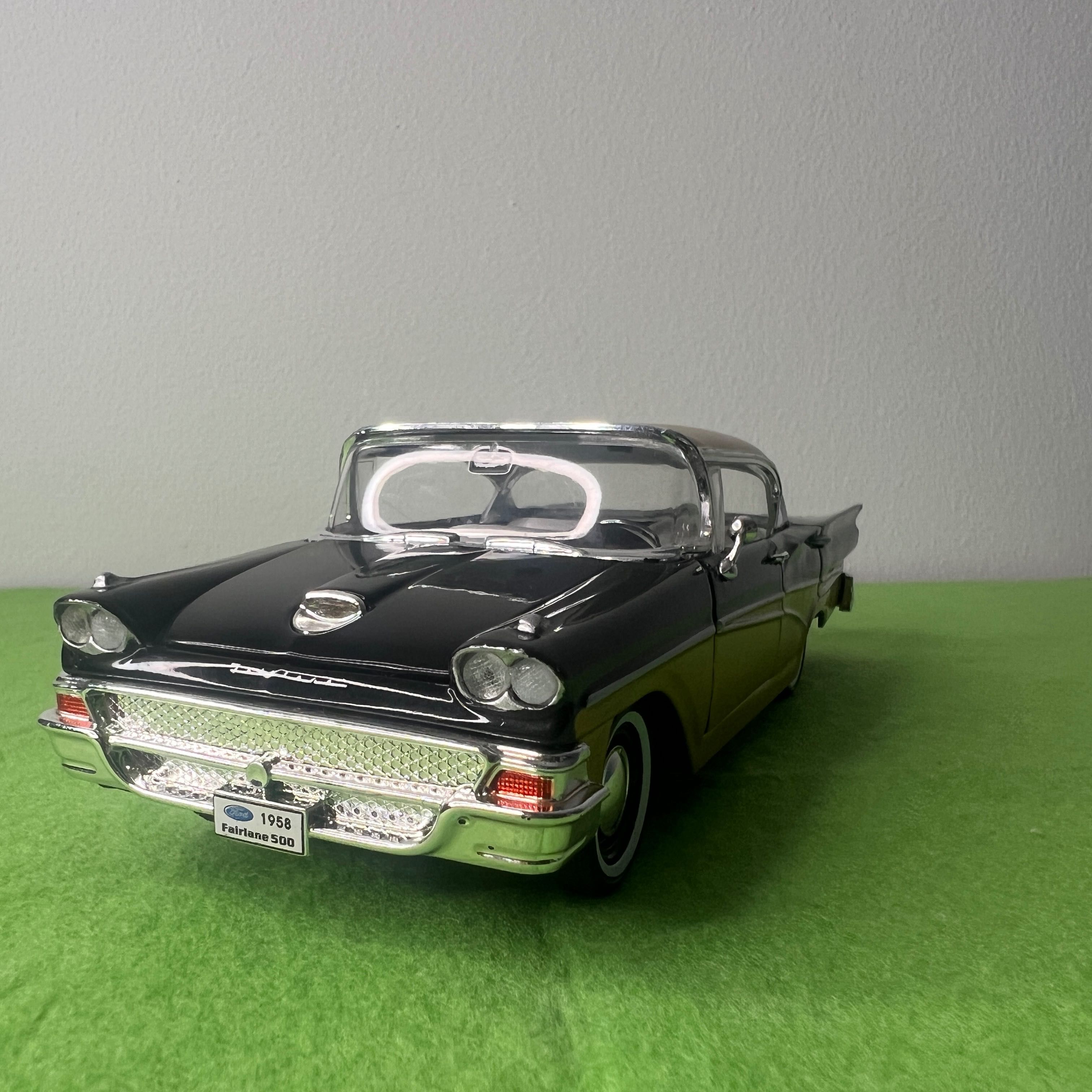 Ford Fairlane 500 – Clássico Americano