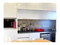 Apartamento T3 com 4 Varandas em Pedrouços
