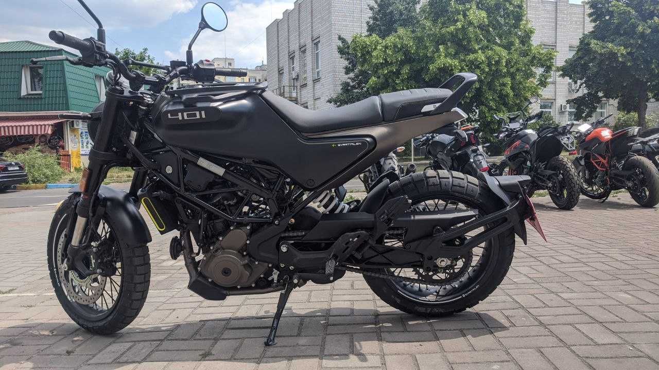 Husqvarna Svartpilen 401, куплений в 24 році, гарантія, на реєстрації
