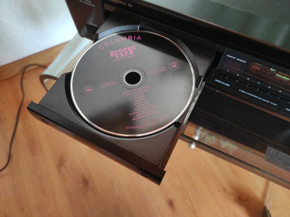 Odtwarzacz CD ONKYO DX-6820 i pilot