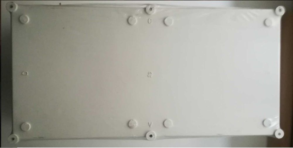 (NOVAS) Caixas industriais estanques IP65 e prova de choque IK10
