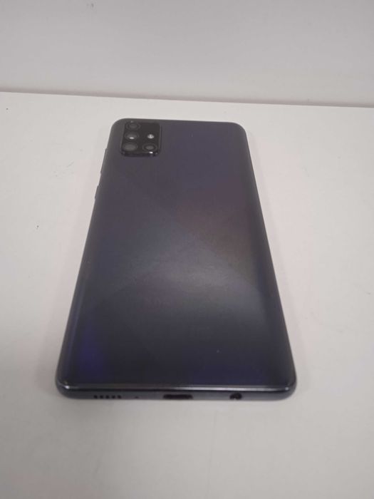 Смартфон Samsung Galaxy A71 SM-A715F 128Gb в ідеальному стані
