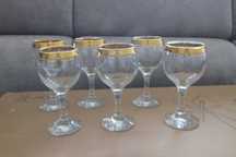 Vendo conjunto de 6 copos de vinho.