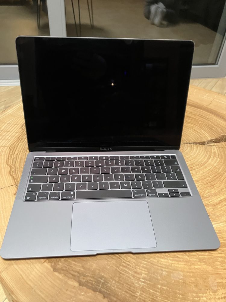 MacBook Air 13 nowy na gwarancji