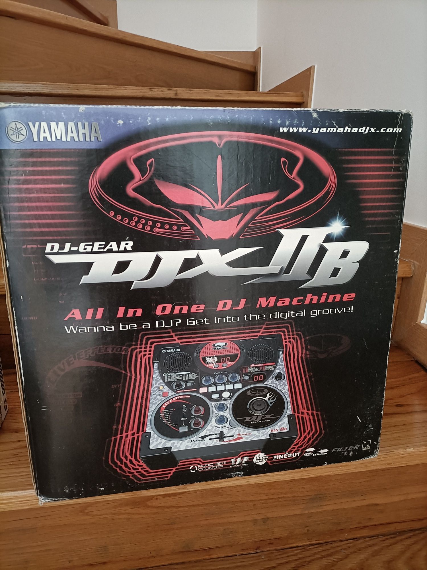 Groovebox YAMAHA DJX