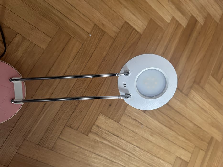 Lampka na biurko ledowe