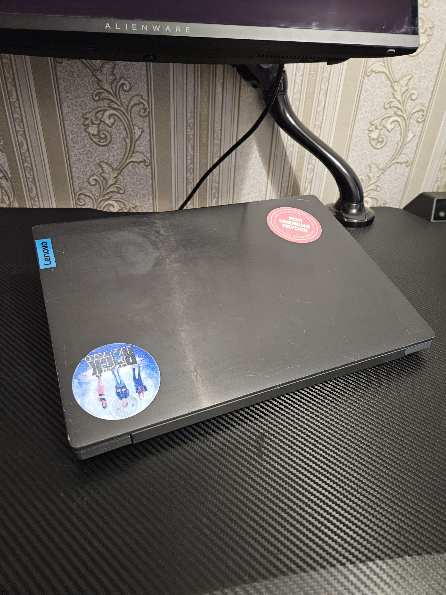 Ігровий Lenovo 15.6 - i5 9300H 16gb ddr4 GTX 1050 3gb 250gb ssd | S.1