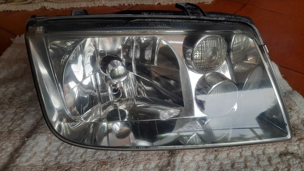 Faróis originais VW Bora 1999