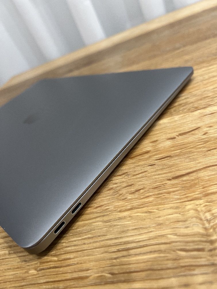 Macbook air 13 M1 2020 16/512