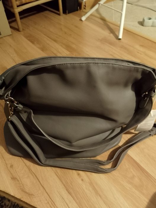 Nowa duża torebka w kolorze szarym z Herrison