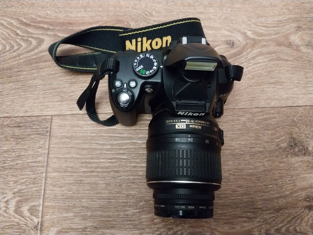 Фотоапарат Nikon 3000