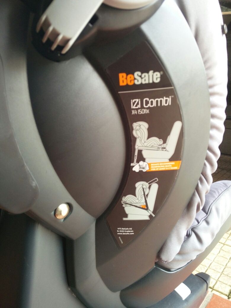 2 Cadeiras Bebê BeSafe Isofix