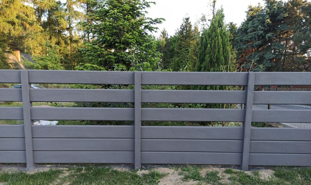 ogrodzenie betonowe i panelowe 3D oraz dwustronne płot, garaż, wiata,