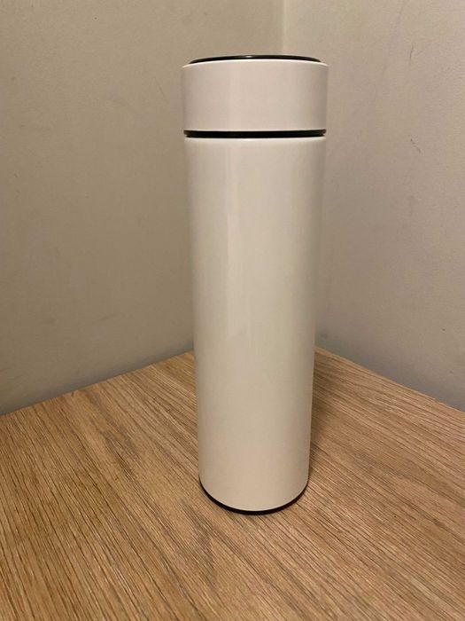 Zimowy termos 480 ml z wyświetlaczem