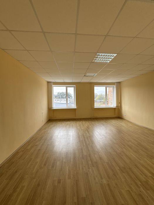 Продаж великогабаритного комерційного обʼєкта