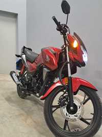 Motocykl honda cb125f