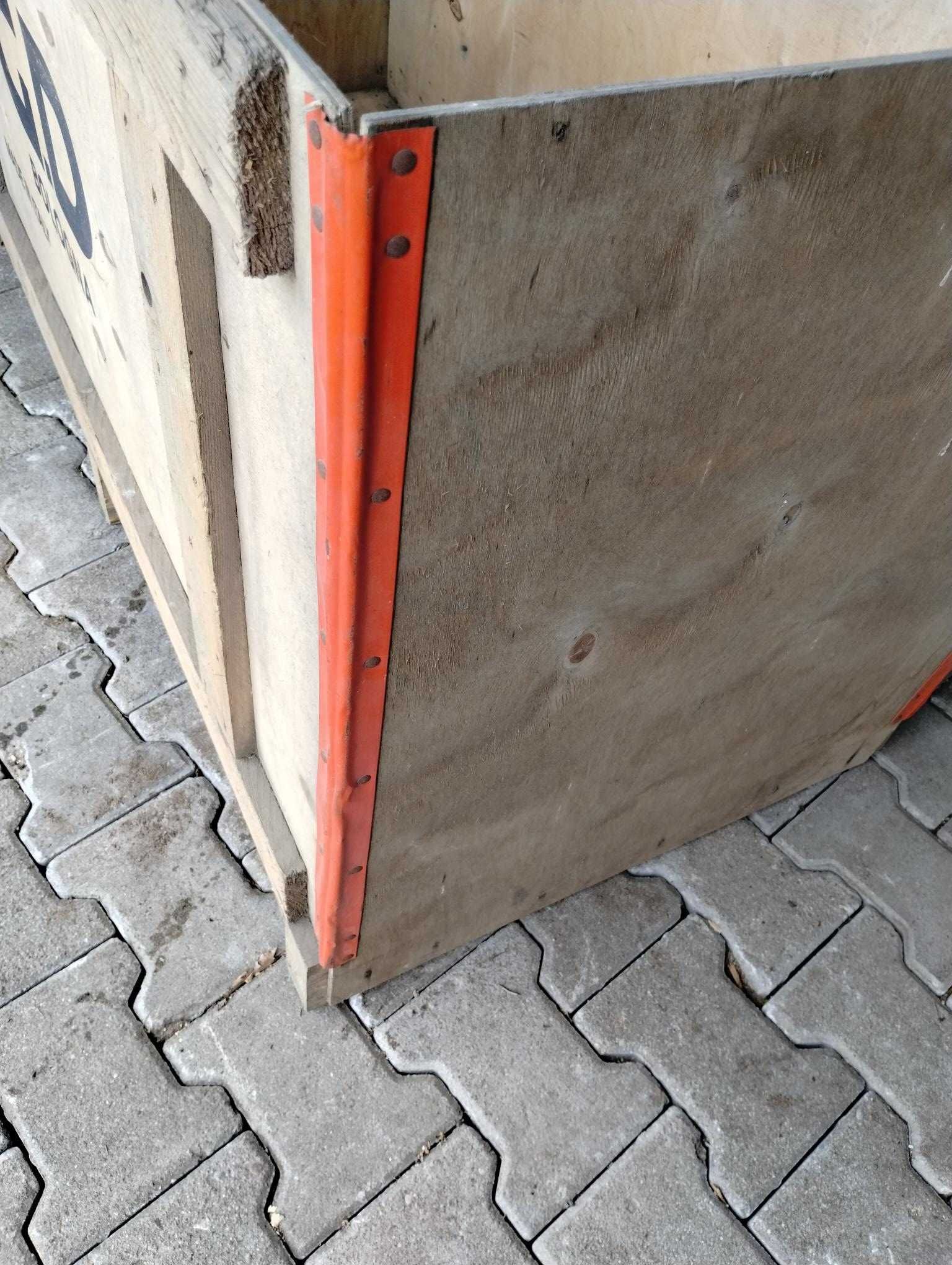 Skrzynia drewniana ze sklejki