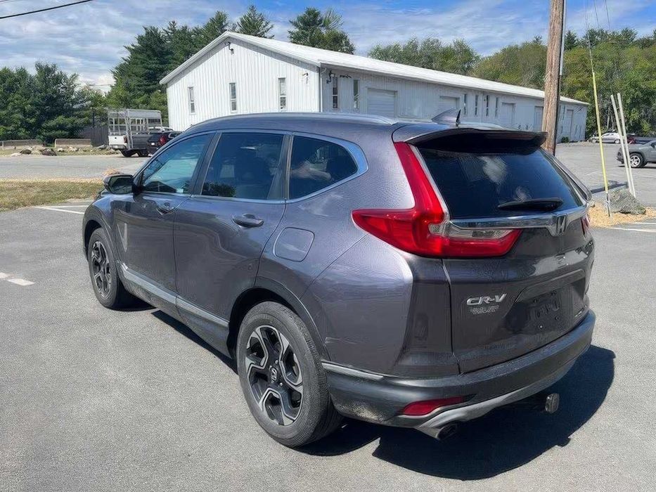Honda CR-V Touring      2018