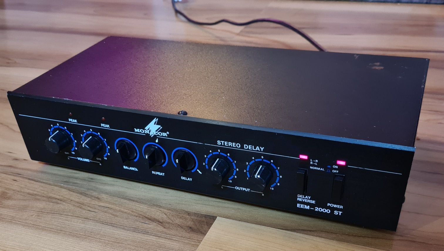 Monacor EEM-2000ST Stereo Delay Analog