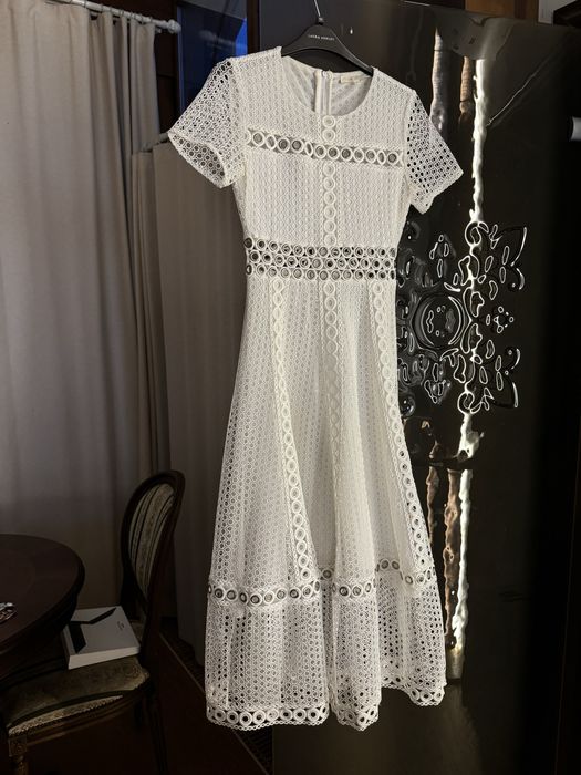 Платье Maje белое