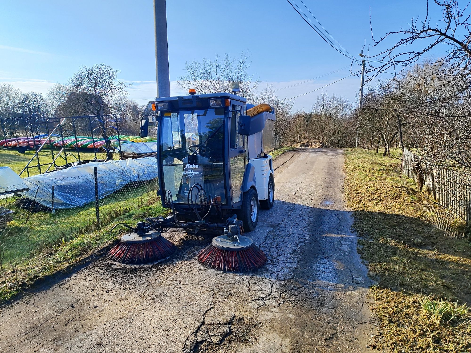 Zamiatarka, zamiatanie ulic, parkingów, chodników, osiedli, sprzątanie