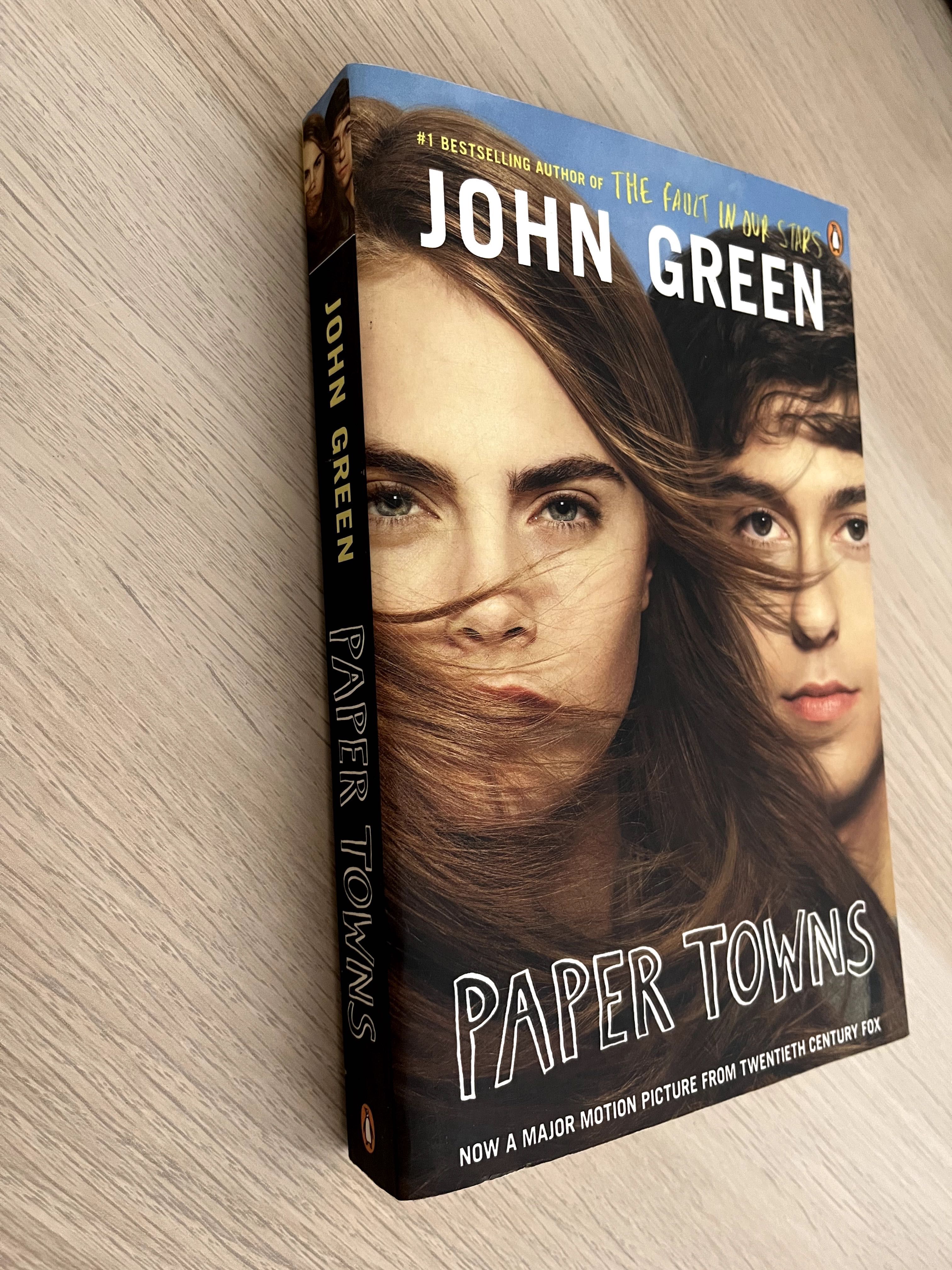 Livro Paper Towns de John Green (Inglês)