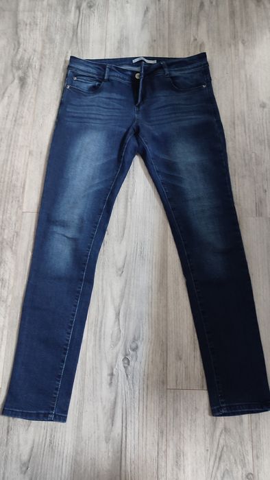 Jeansy damskie Sinsay rozmiar 40