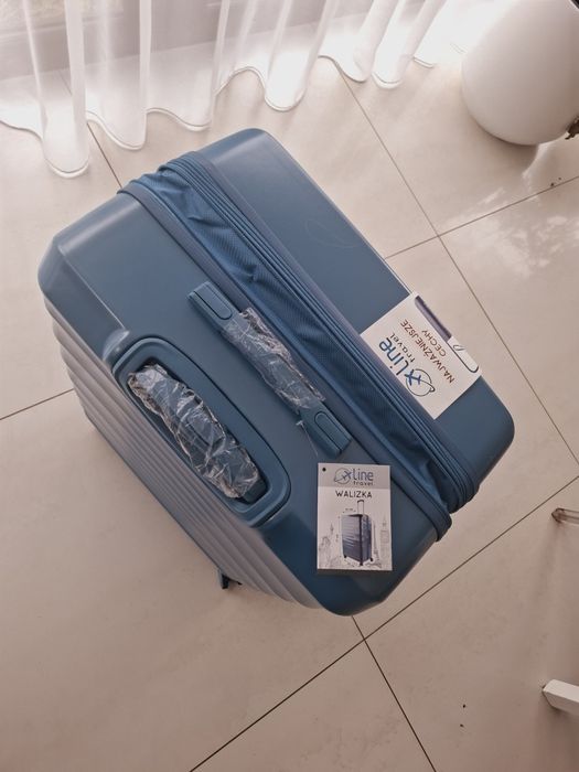 Piękna Walizka xxl 120l poszerzana