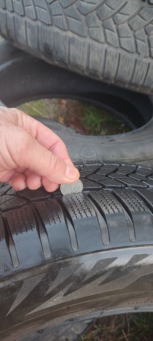 Резина зимняя 195/65/15