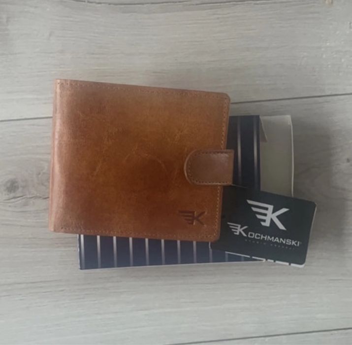 Nowy portfel carmel kornecki