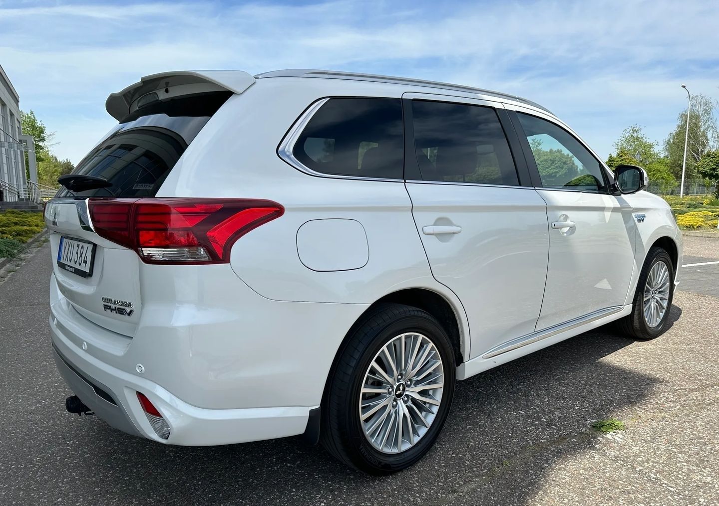 Mitsubishi Outlander PHEV 2.4