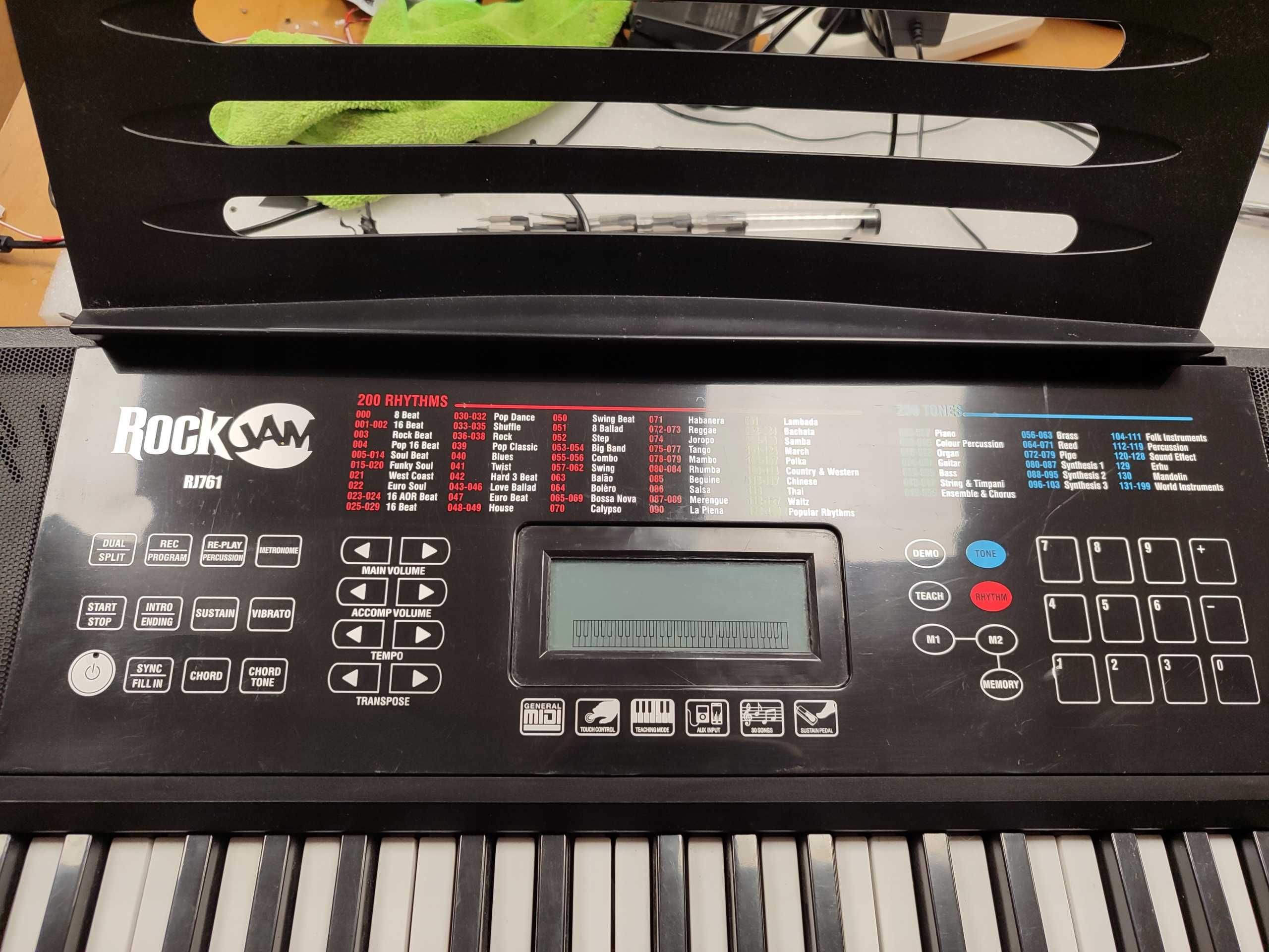 Keyboard RockJam RJ761-SK OPIS