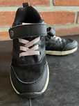 Adidasy dziewczęce świecące rozmiar 27 (17,5 cm)